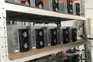 蚂蚁矿机r4价格：蚂蚁矿机r4价格多少