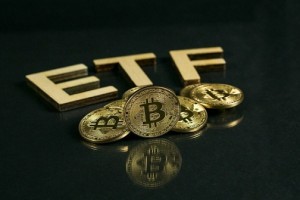 nft币谁发行的
