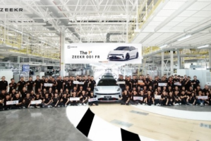 极氪001 FR：2.07秒零百加速 再度挑战速度极限