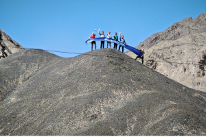 消息称小米汽车工厂急招百余工人，雷军造车目标又迈进一步